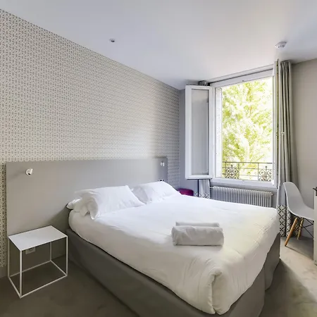 Parici Billancourt Hotel 3*