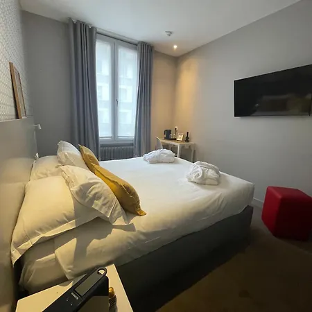 Parici Billancourt 3*