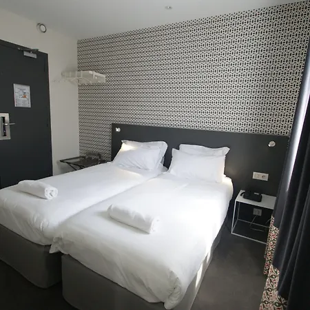 Parici Billancourt 3*