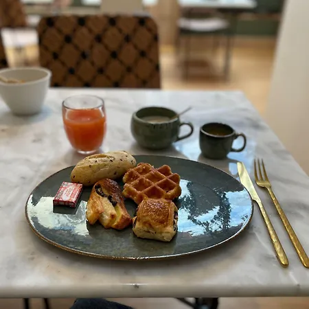 호텔 Parici Billancourt 3*