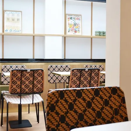 Otel Parici Billancourt 3*