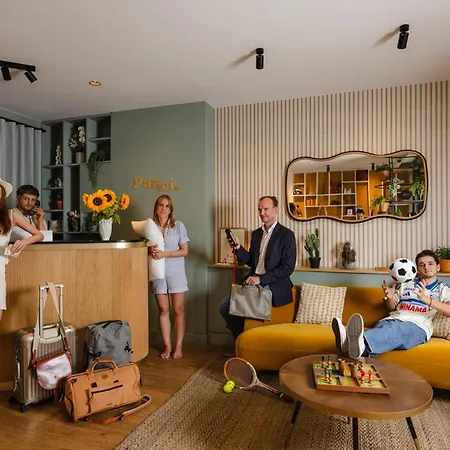 Hotel Parici Billancourt