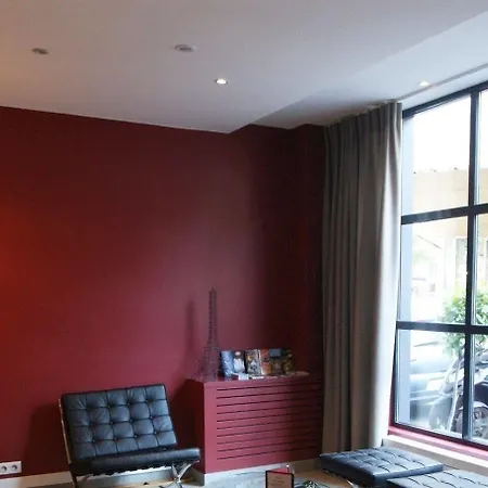 Parici Billancourt Hotel 3*